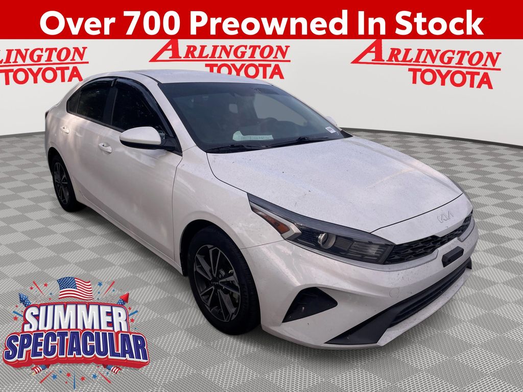 2024 Kia Forte LXS FWD