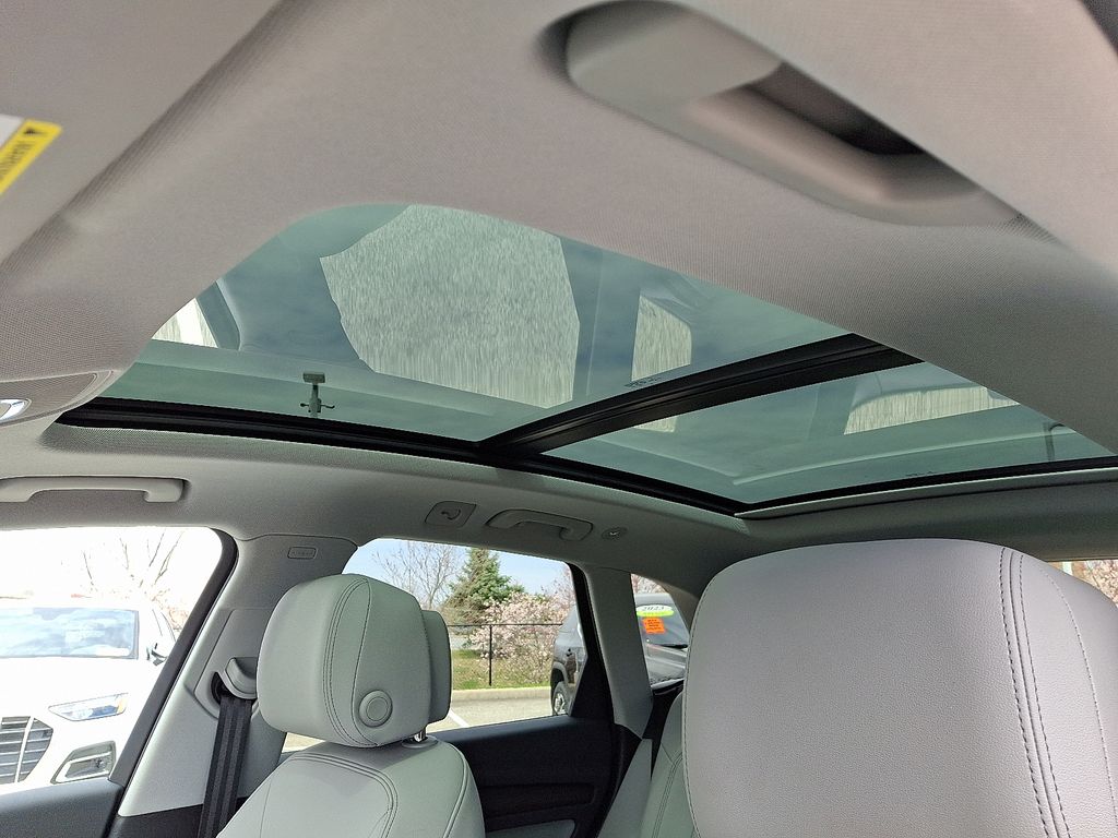 Thumbnail: 2022 Audi Q5 - 15