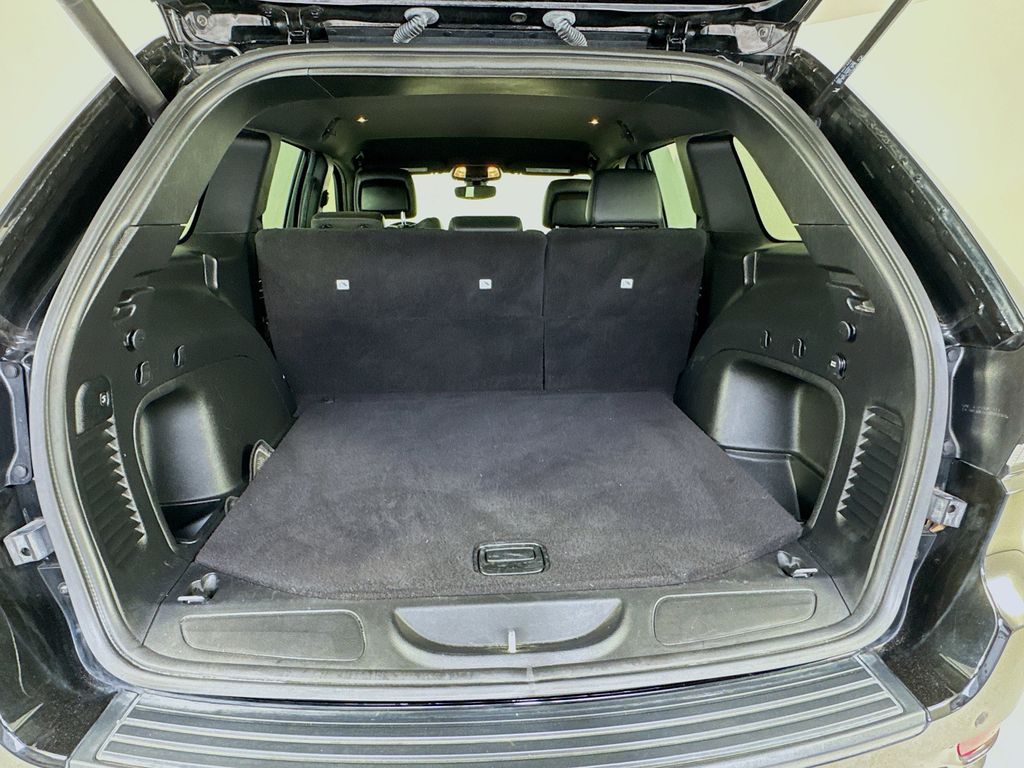 Used Car 2022 Jeep Grand Cherokee Wk  Laredo X For Sale Under $30,000 In Austin, Texas