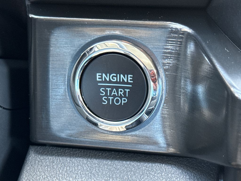 New 2026 Gray Ford Lariat image 23
