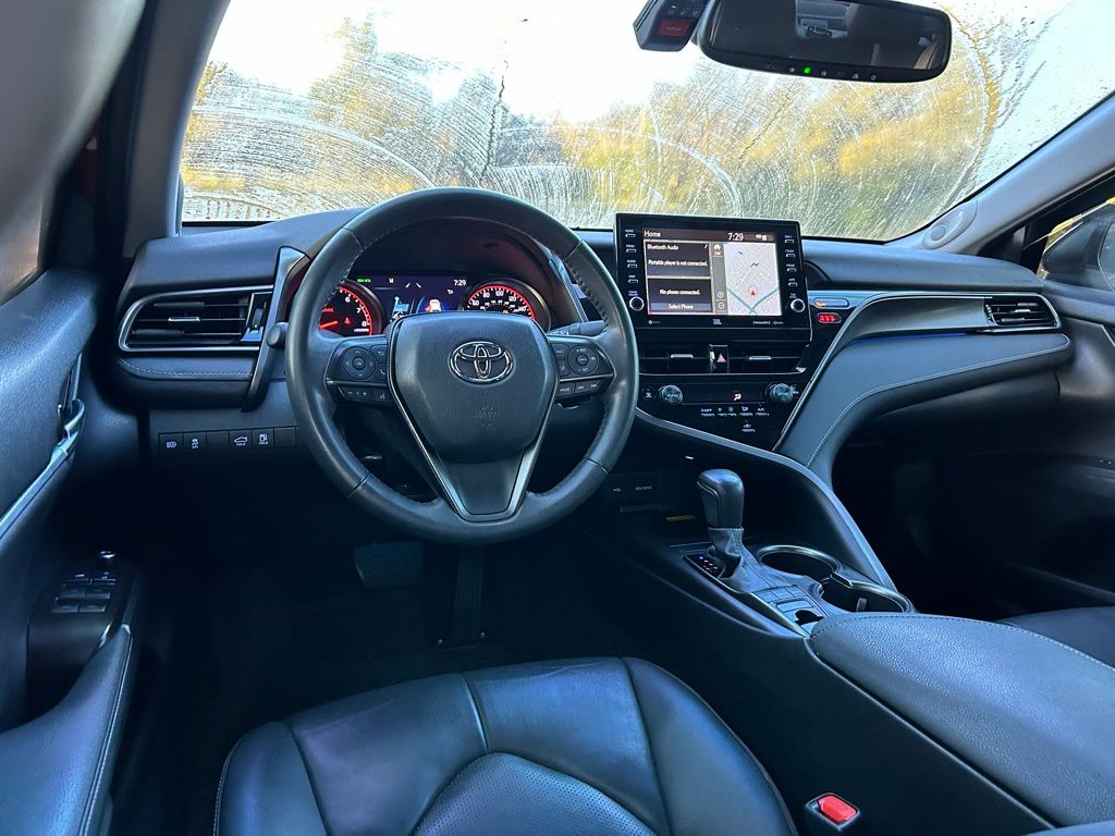 Thumbnail: 2022 Toyota Camry - 12