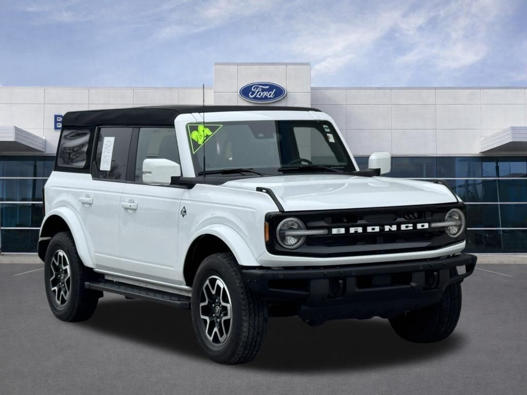 Used 2024 Ford Bronco 4-Door Outer Banks with VIN 1FMEE8BP1RLA45858 for sale in Kansas City