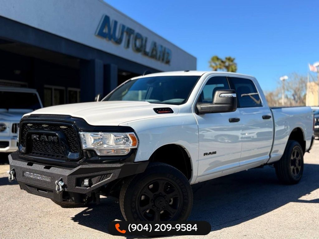 2024 RAM 2500 Big Horn Crew Cab 4WD