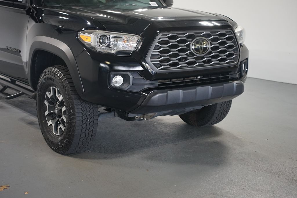 Thumbnail: 2020 Toyota Tacoma - 4
