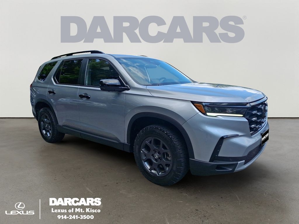 Lunar Silver Metallic 2025 Honda Pilot SUV / Crossover All-Wheel Drive Automatic