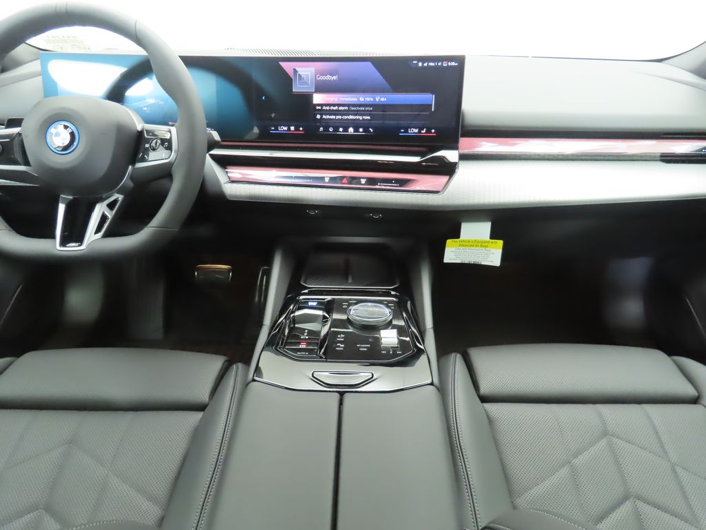 Thumbnail: 2026 BMW i5 - 13