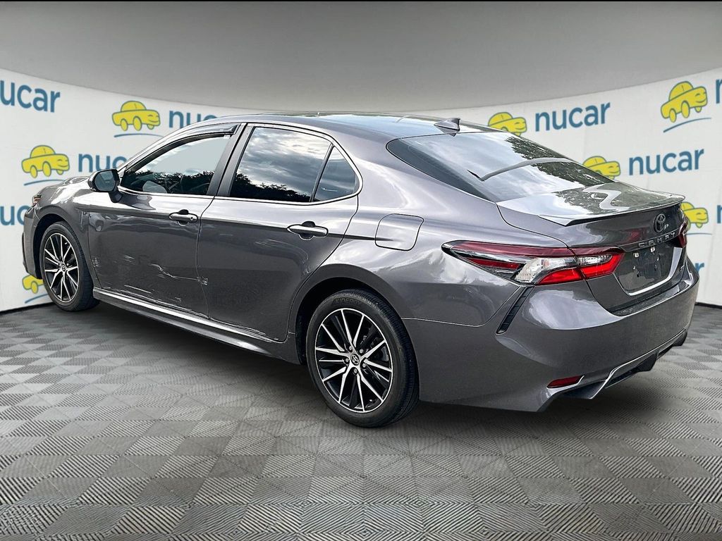 2023 Toyota Camry — photo 5