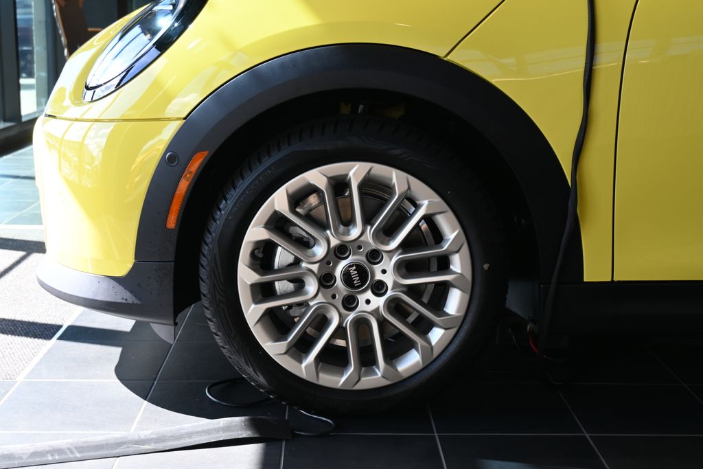 Thumbnail: 2026 MINI Cooper - 11