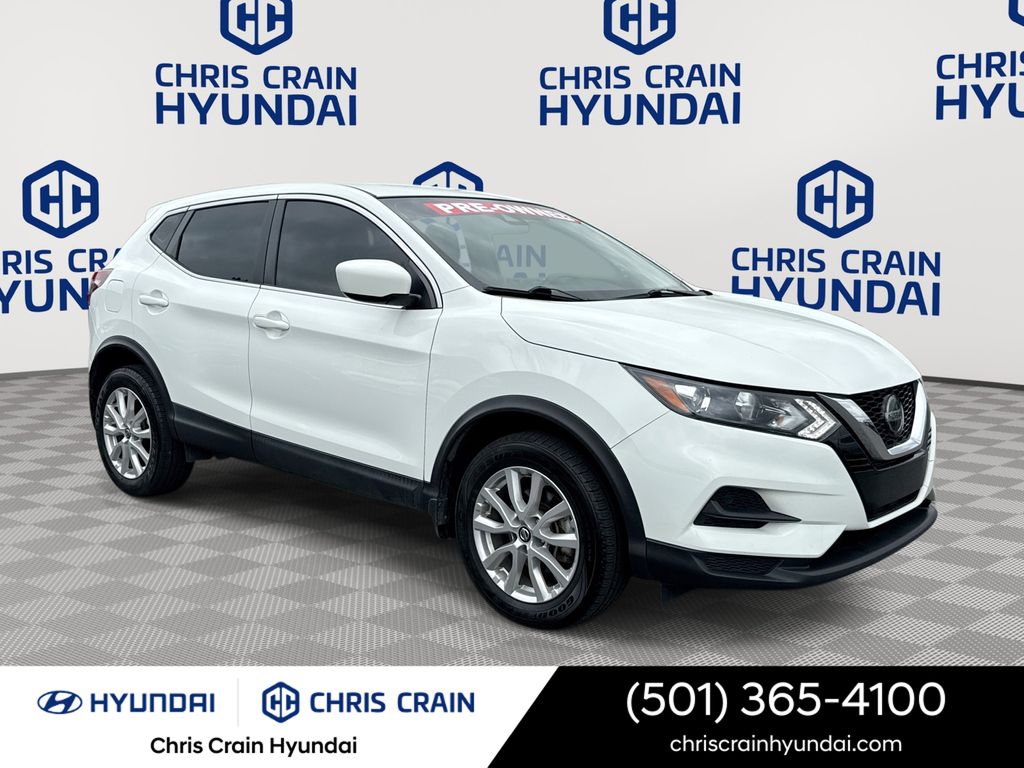 2022 Nissan Rogue Sport S FWD