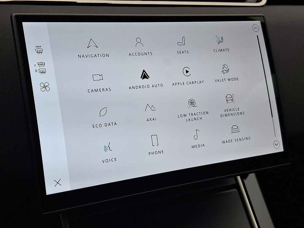 Thumbnail: 2026 Land Rover Range Rover Evoque - 26