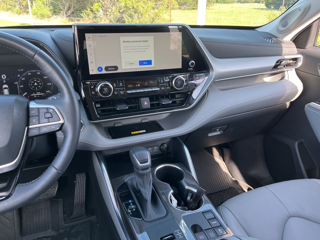 2023 Toyota Highlander Platinum 18