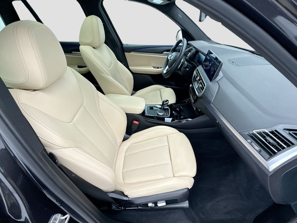 Thumbnail: 2023 BMW X3 - 19