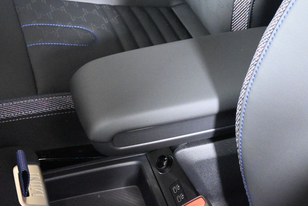 Thumbnail: 2026 MINI Cooper Countryman - 23