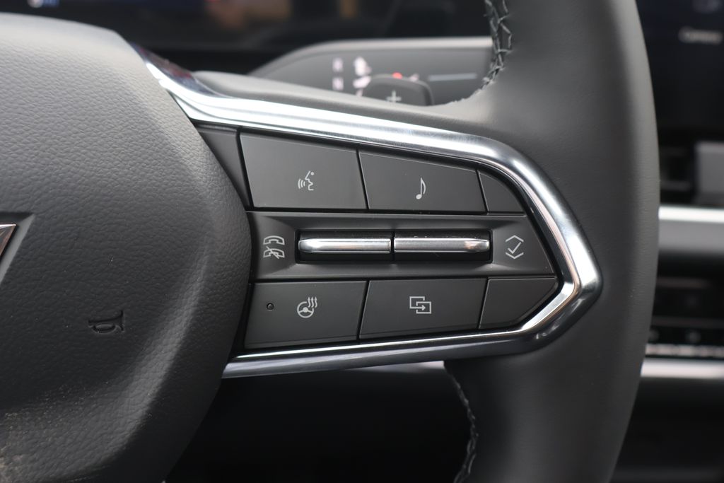 Thumbnail: 2026 Chevrolet Equinox - 24