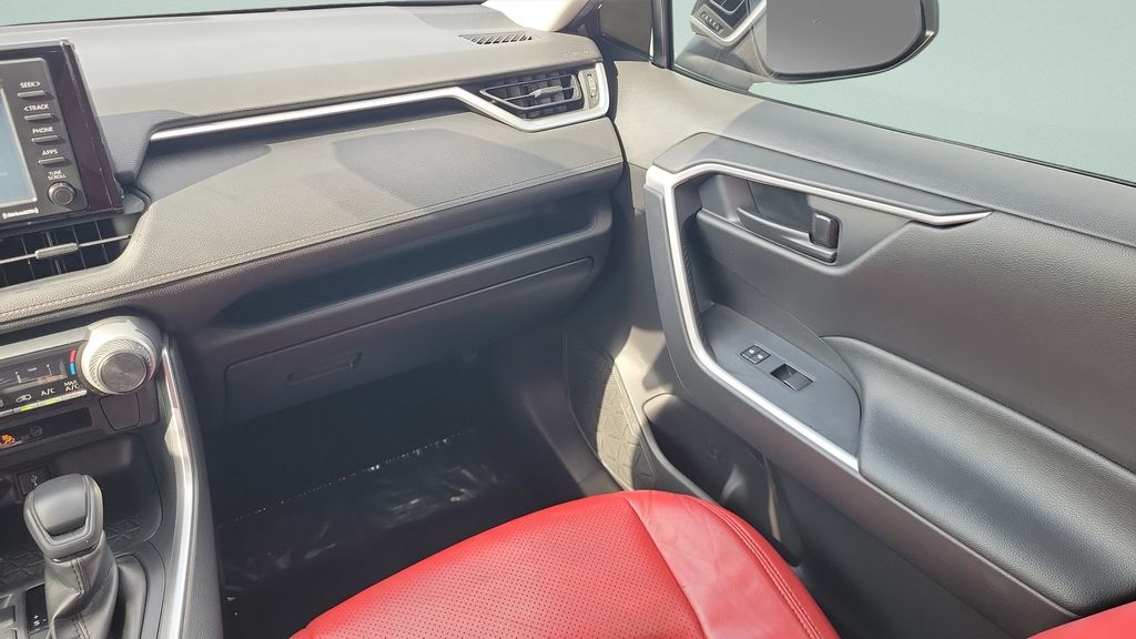 Certified Used 2021 Silver Toyota LE image 13