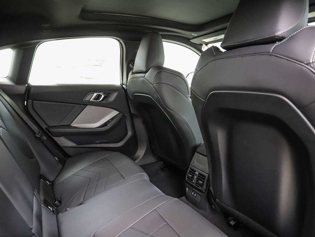 Thumbnail: 2026 BMW 2 Series - 26