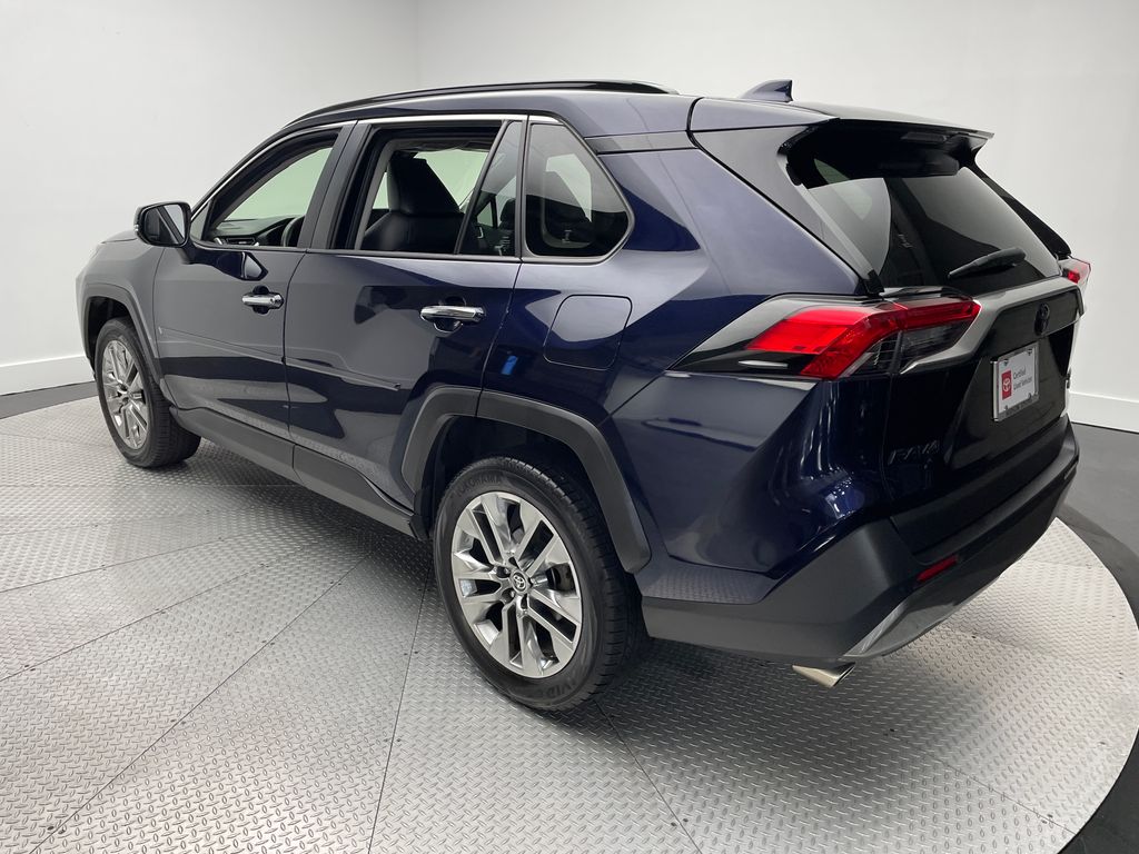 Thumbnail: 2022 Toyota RAV4 - 7