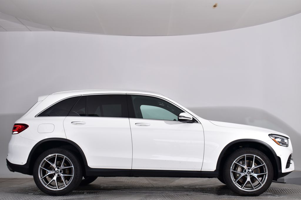 Thumbnail: 2022 Mercedes-Benz GLC - 6