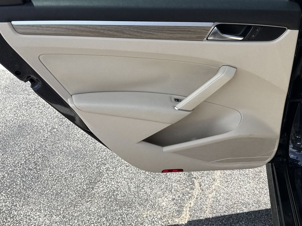2017 Volkswagen Passat 1.8T SE Black at North Houston Mitsubishi