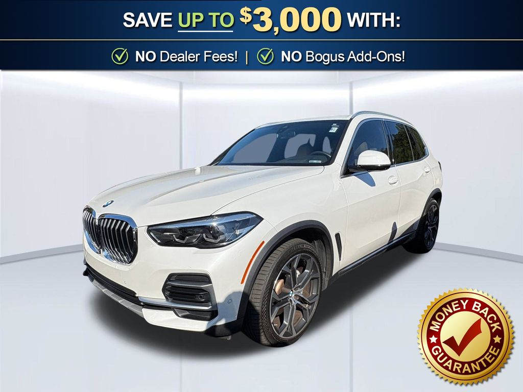Mineral White Metallic 2022 BMW X5 SUV / Crossover Rear-Wheel Drive 8-Speed Automatic