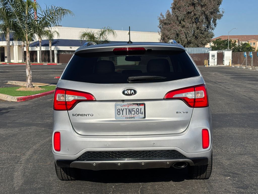 Thumbnail: 2015 Kia Sorento - 6