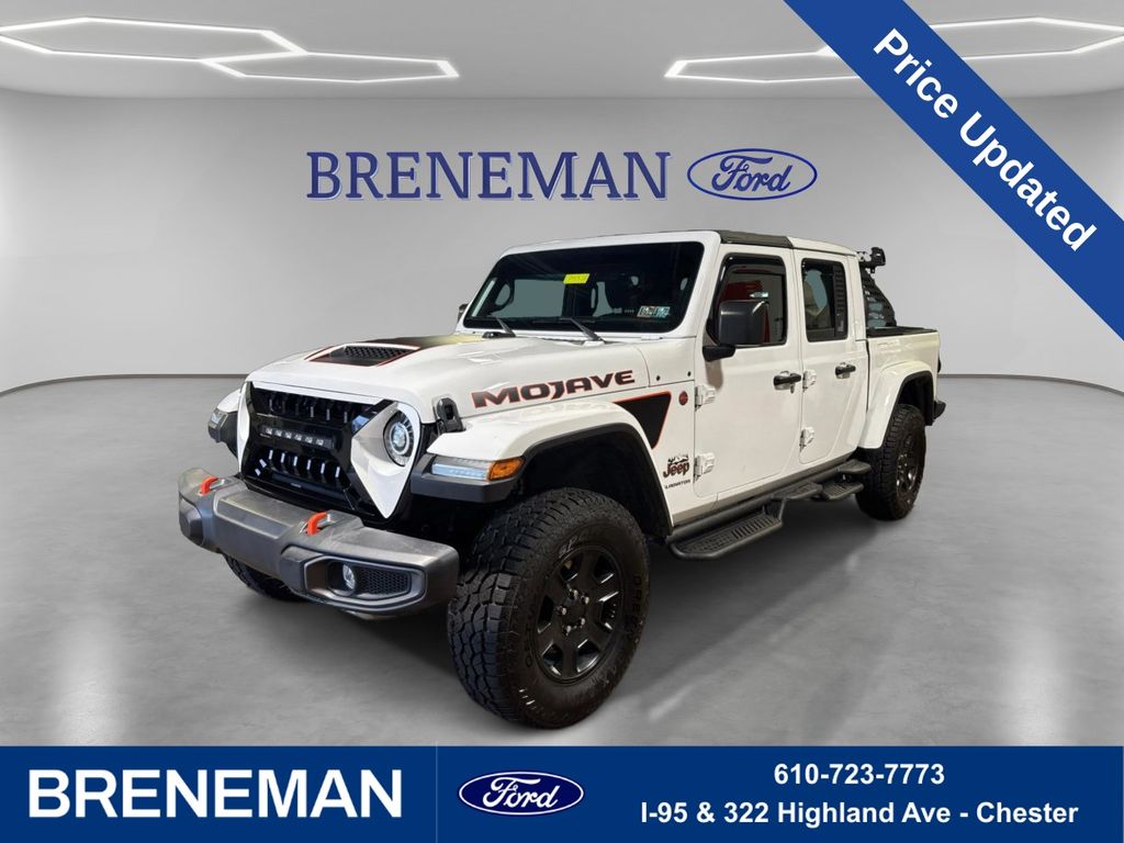 Bright White Clearcoat 2022 Jeep Gladiator Pickup Truck Four-Wheel Drive 8-Speed Automatic