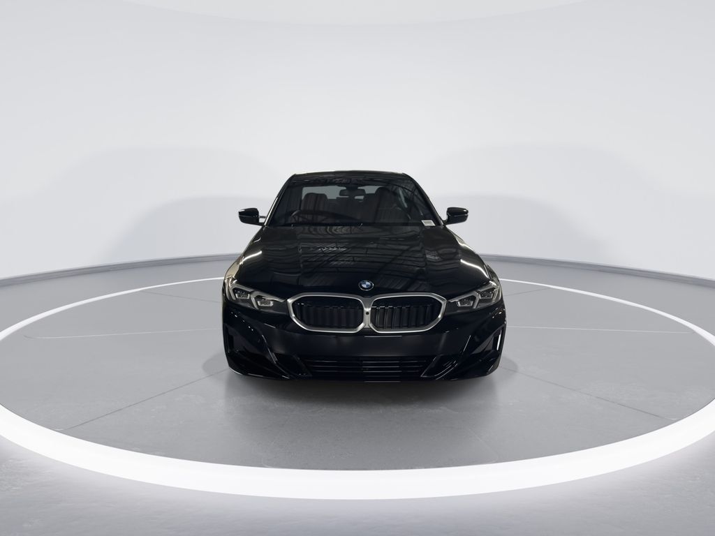 Thumbnail: 2025 BMW 3 Series - 3