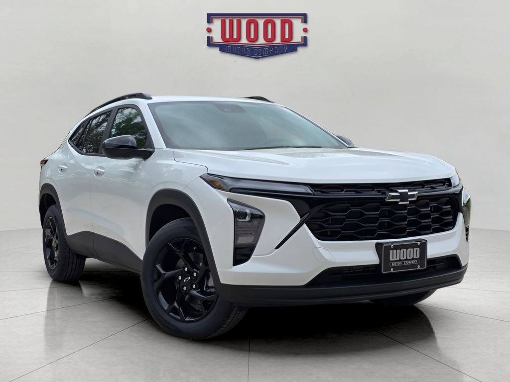 Summit White 2026 Chevrolet Trax LT FWD SUV / Crossover Front-Wheel Drive 6-Speed Automatic