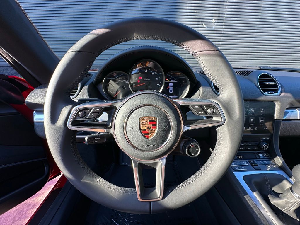 Thumbnail: 2025 Porsche 718 Cayman - 16