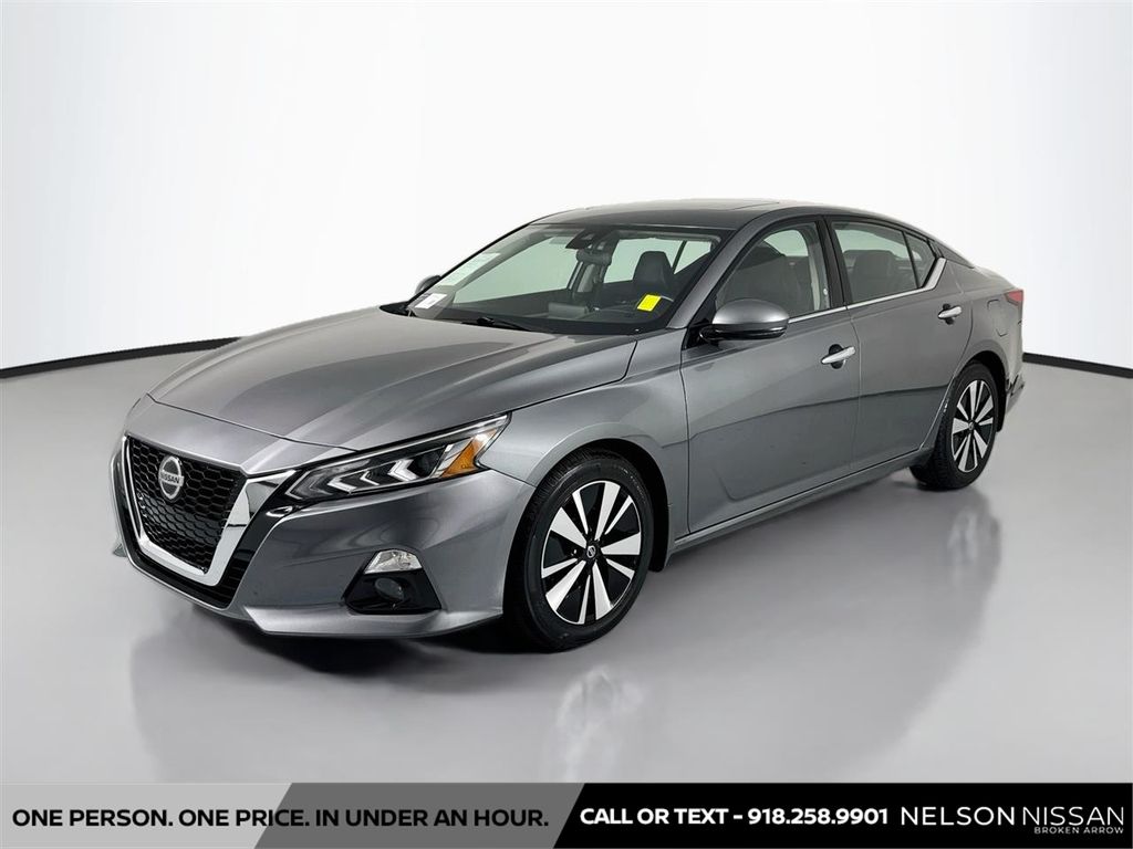 Gray (Gun Metallic) 2021 Nissan Altima Sedan Front-Wheel Drive Continuously Variable Transmission