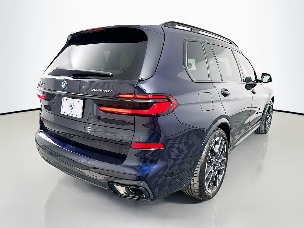 Thumbnail: 2026 BMW X7 - 5