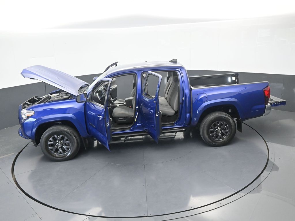Used 2022 Blue Toyota SR5 image 51