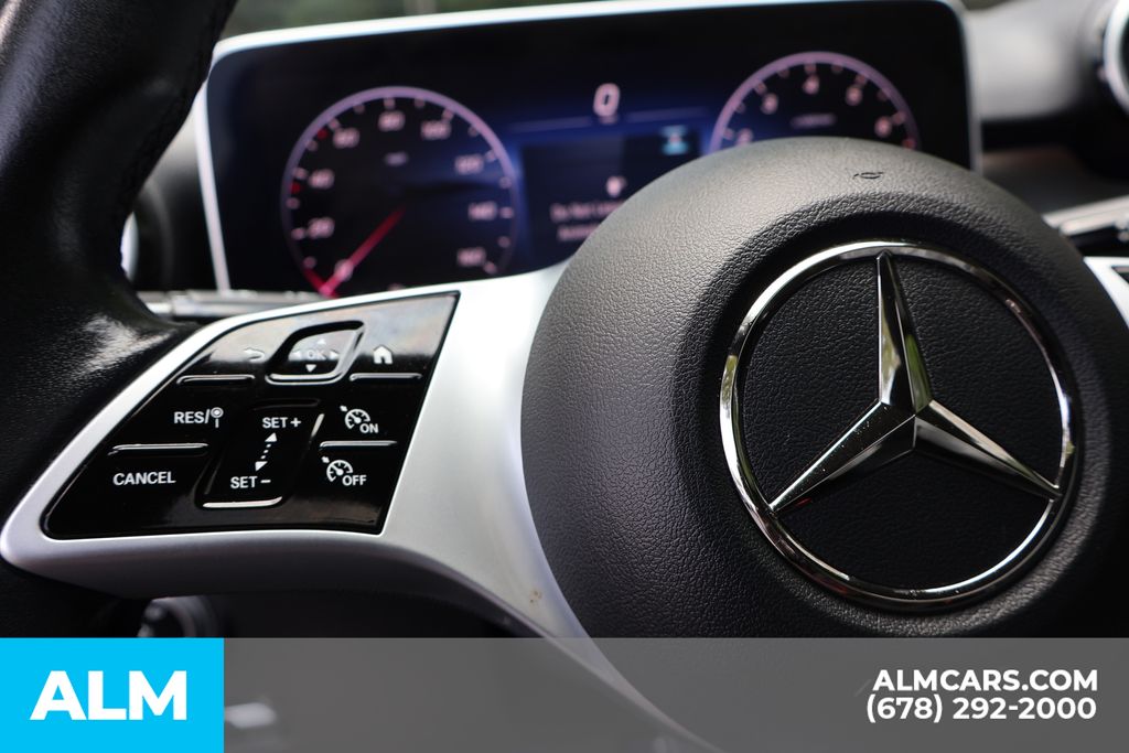 Used 2025 Black Mercedes-Benz C 300 image 31