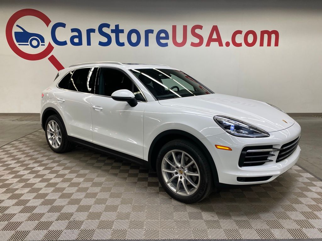 White 2019 Porsche Cayenne AWD SUV / Crossover All-Wheel Drive 8-Speed Automatic