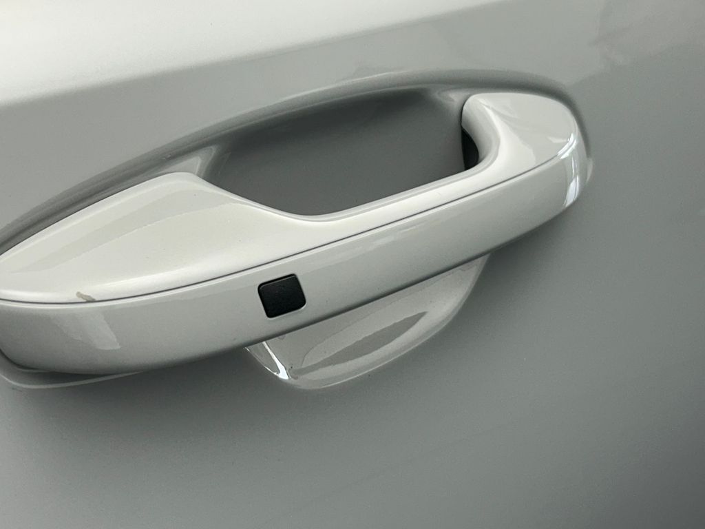 Used 2025 Wolf Gray Kia S image 46