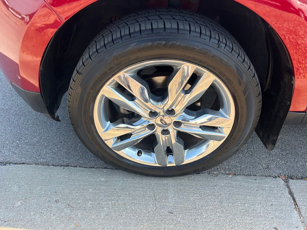 Used 2013 Ford Edge SUV