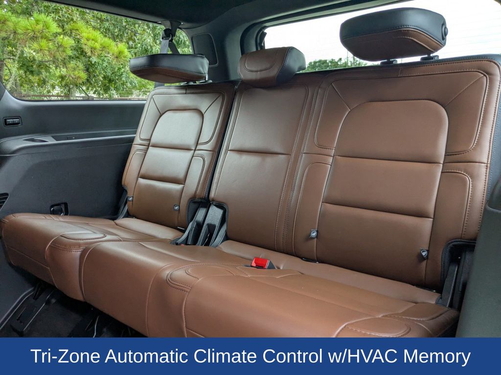 2023 Lincoln Navigator L Reserve