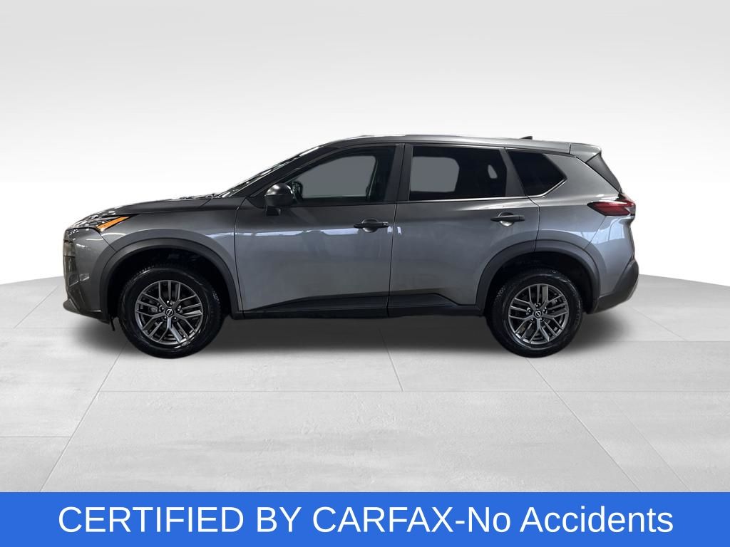 View vehicle photo 2