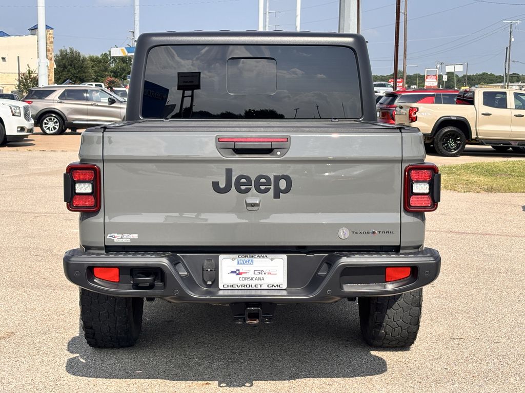 Used Car 2021 Jeep Gladiator  For Sale Under $30,000 In Corsicana, Texas