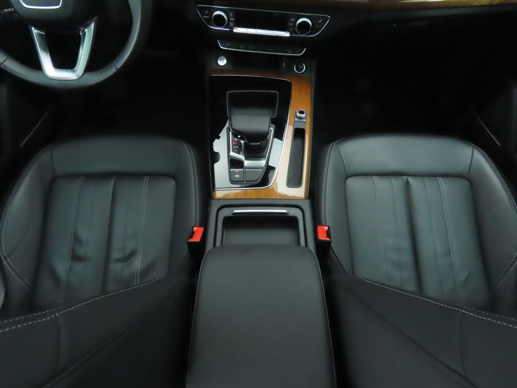 2022 Audi Q5 e Premium Plus 17