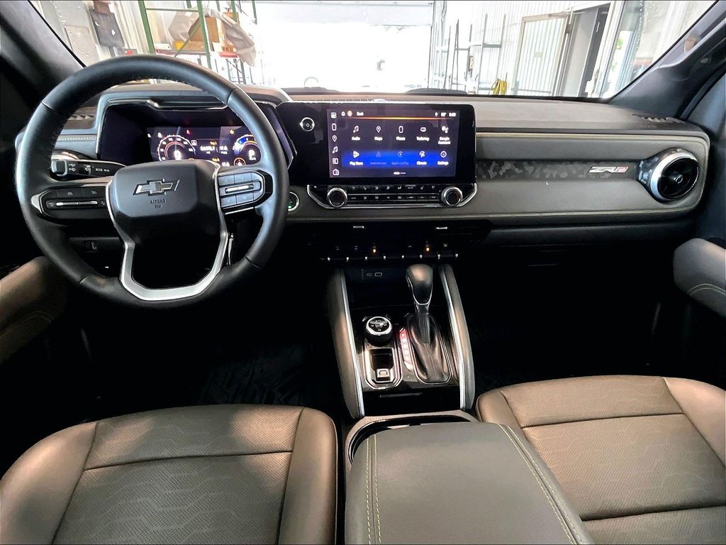 2023 Chevrolet Colorado — photo 21