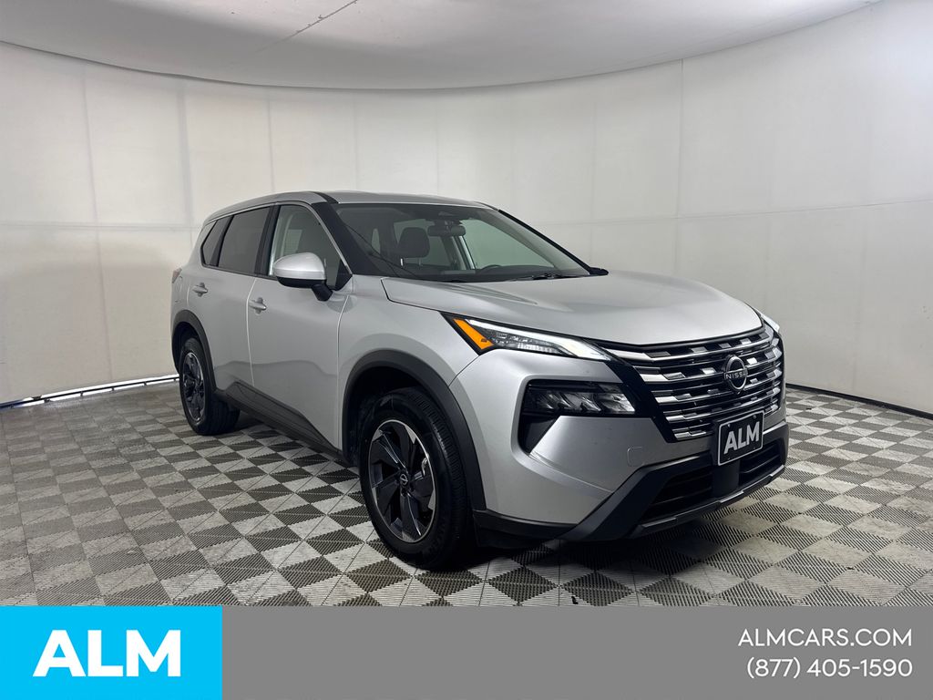 Used 2025 Silver Nissan SV image 4