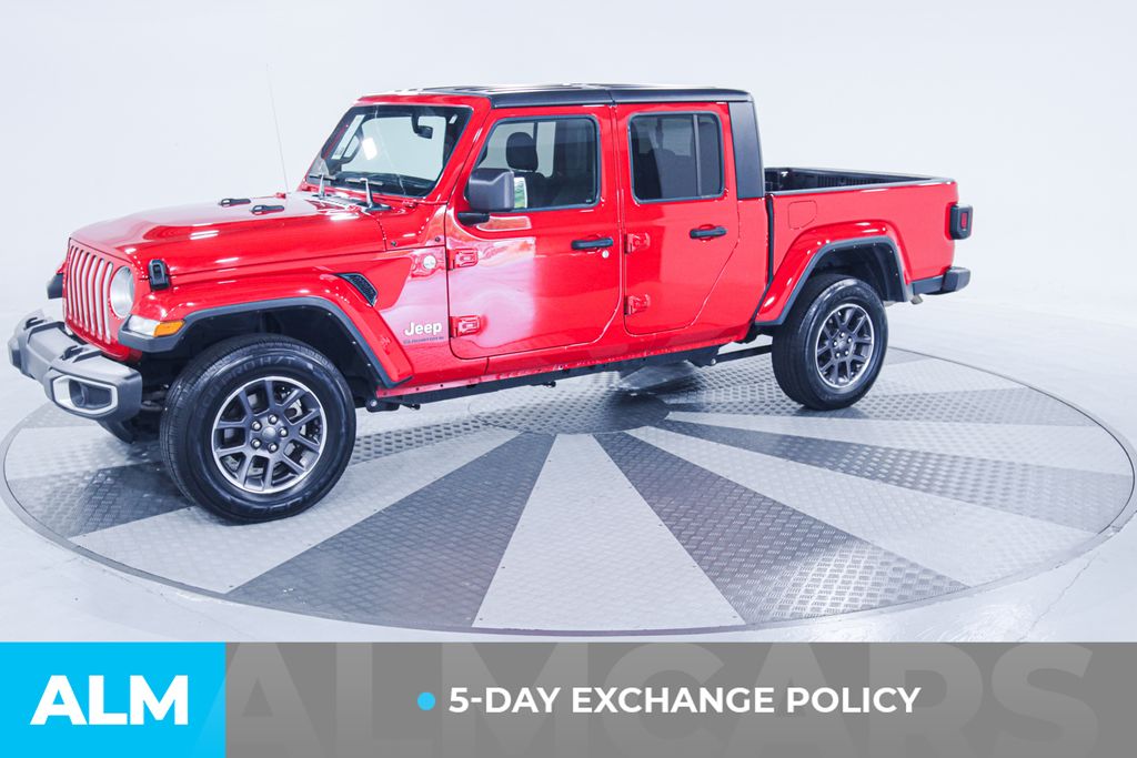 2023 Jeep Gladiator Overland photo 3