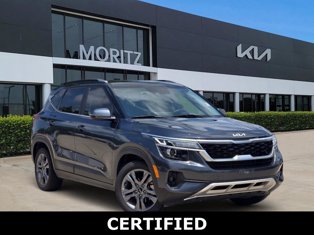 Gray 2023 Kia Seltos SUV / Crossover Front-Wheel Drive Continuously Variable Transmission