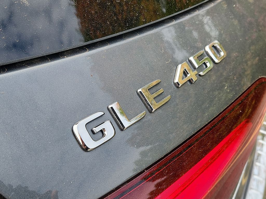 Thumbnail: 2026 Mercedes-Benz GLE - 17