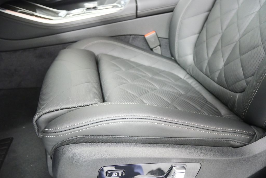 Thumbnail: 2026 BMW X5 - 11