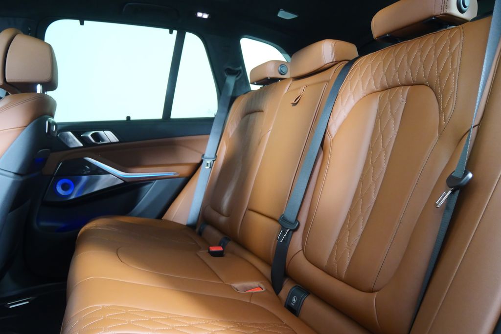Thumbnail: 2025 BMW X5 - 17