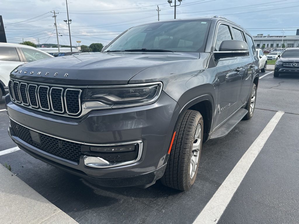 2022 Jeep Wagoneer 