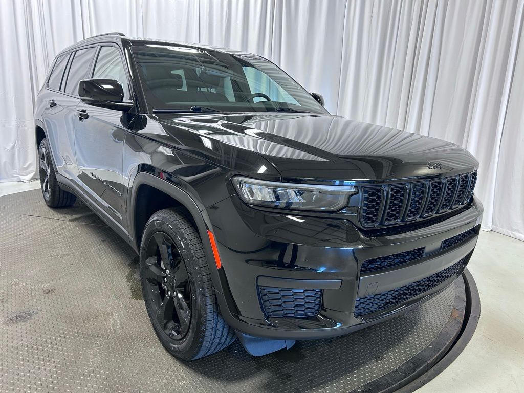 used 2023 Jeep Grand Cherokee L car, priced at $30,295