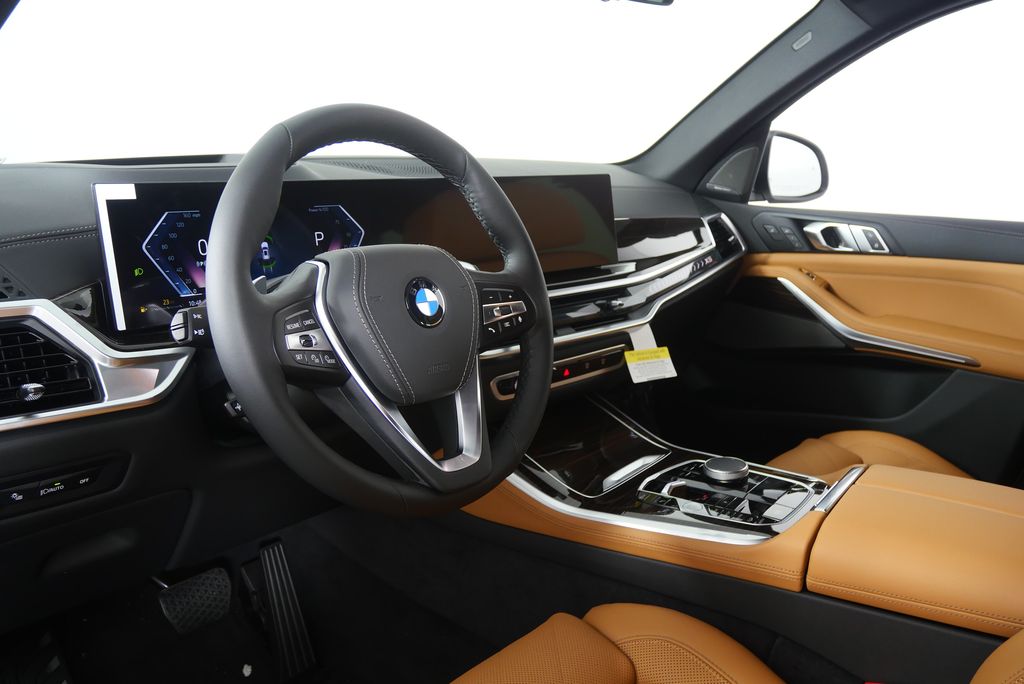 Thumbnail: 2026 BMW X5 - 13